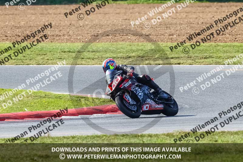 enduro digital images;event digital images;eventdigitalimages;no limits trackdays;peter wileman photography;racing digital images;snetterton;snetterton no limits trackday;snetterton photographs;snetterton trackday photographs;trackday digital images;trackday photos